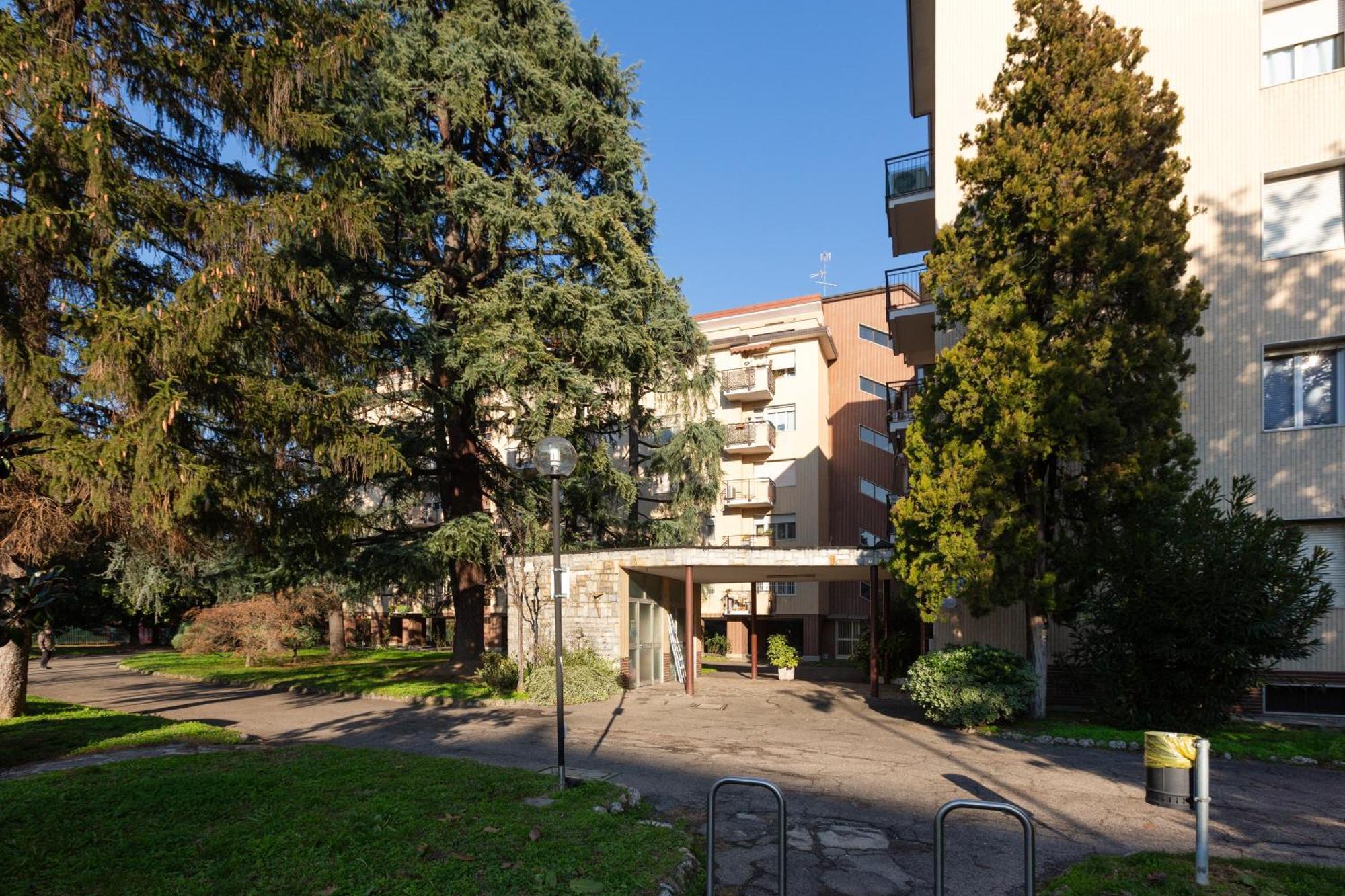Milan-Linate Apartment With Balcony المظهر الخارجي الصورة