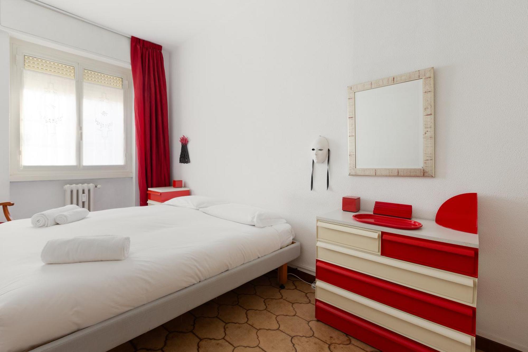 Milan-Linate Apartment With Balcony المظهر الخارجي الصورة